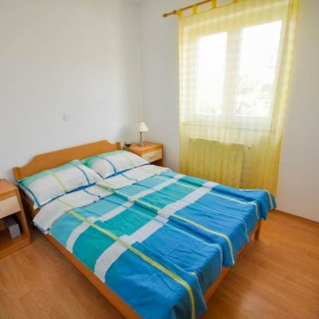 Ana M Apartments Novigrad  Екстер'єр фото