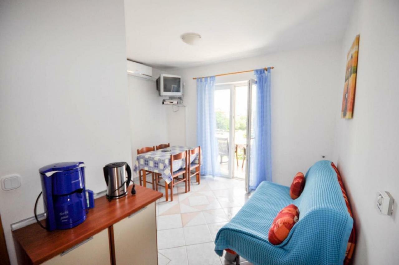 Ana M Apartments Novigrad  Екстер'єр фото