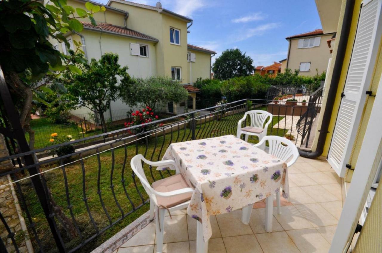 Ana M Apartments Novigrad  Екстер'єр фото