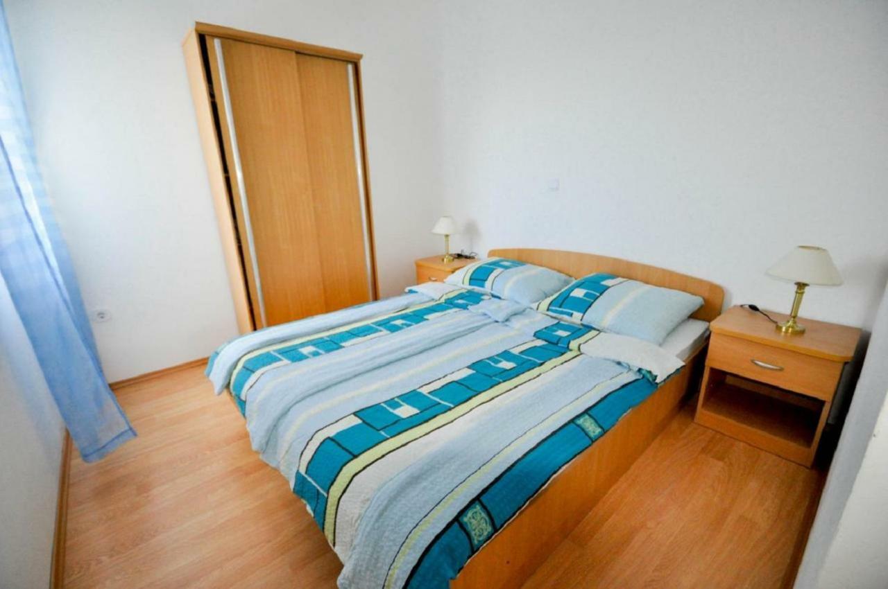Ana M Apartments Novigrad  Екстер'єр фото