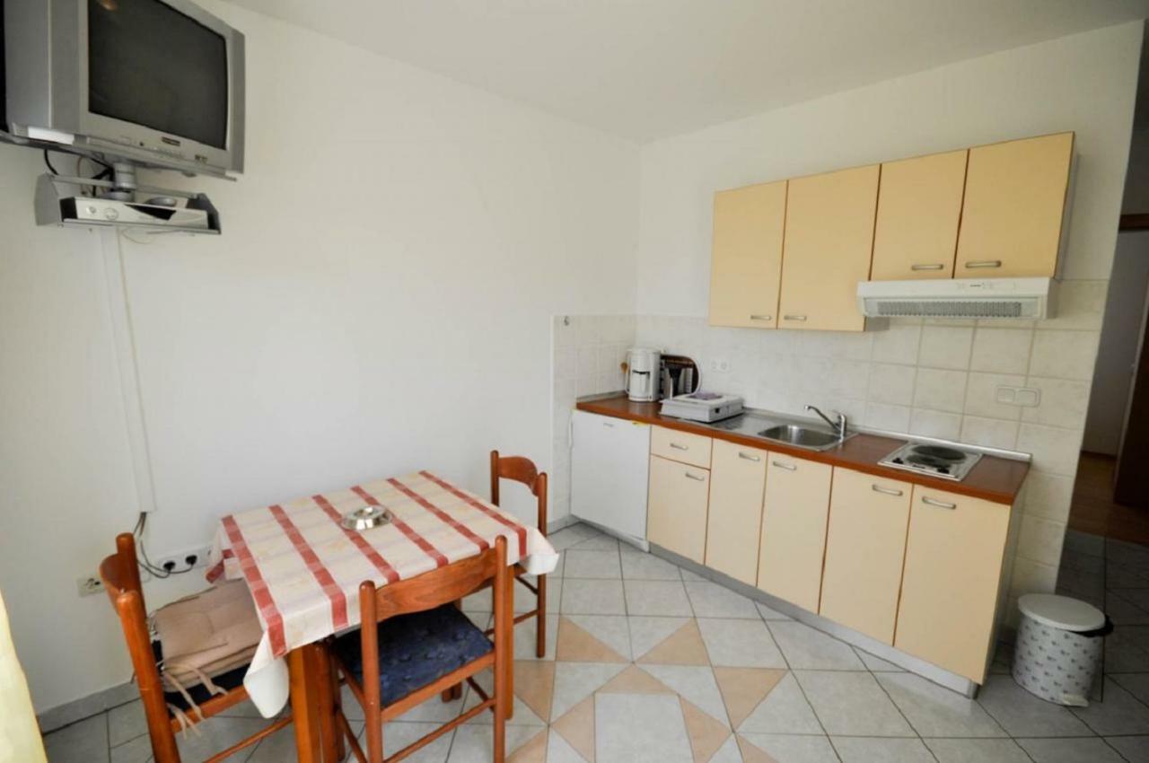 Ana M Apartments Novigrad  Екстер'єр фото